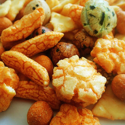 satın al Kaplamalı Fıstık Japon Tahıl Aperatifler Karışık Senbei Pirinç Kraker ile Sıcak Satış Pirinç Kraker online manufacture