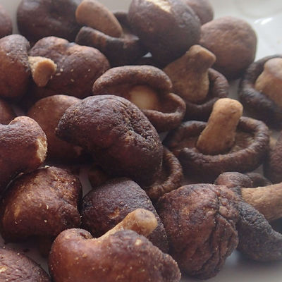 İyi bir fiyat. Kurutulmuş Mini Mantar Vakum Hamile Kadın Çocuklara Renk Katmaz çevrimiçi