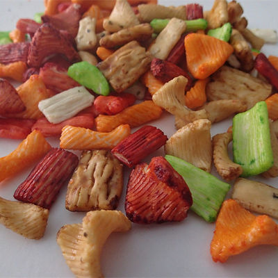 İyi bir fiyat. Renkli Renkler Japon Pirinç Krakeri 2.5 Kg Kore Pirinç Pop Krakeri çevrimiçi