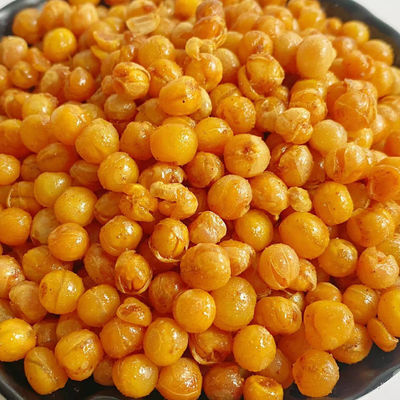 İyi bir fiyat. Biber Tozu Yeşil Bezelye Atıştırmalıkları Çıtır Tat Baharatlı Kuru Bezelye Kızarmış Sarı Bezelye çevrimiçi