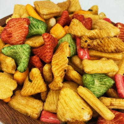 İyi bir fiyat. Kore Karışık Pirinç Krakerleri Her Yaş İçin Atıştırmalıklar Yiyecekler çevrimiçi