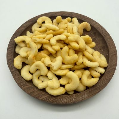 İyi bir fiyat. Yumuşak pirinç krakerleri uzun süreli depolama için kaliteli tahıllardan yapılmış uzun ömürlü lezzetli bir lezzet çevrimiçi