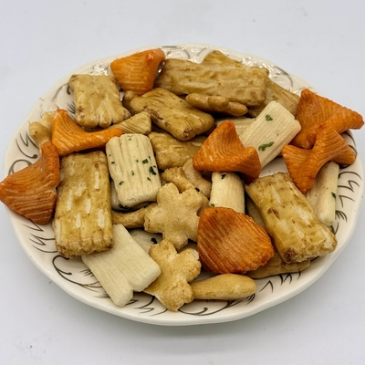 İyi bir fiyat. Çıtır Karışık Pirinç Krakerleri | Toptan Satış İçin Asya Tuzlu Atıştırmalık çevrimiçi