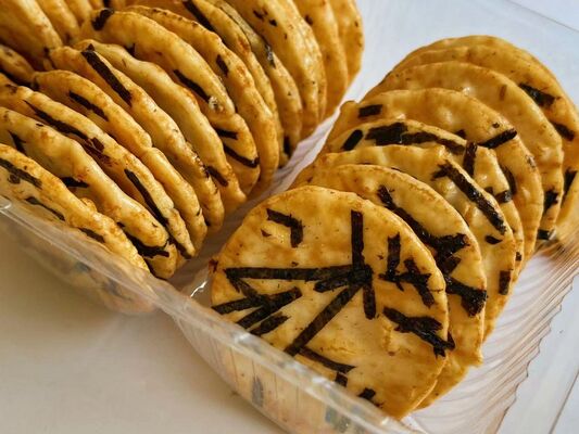 İyi fiyat Vejetaryenler için uygundur Tatlı pirinç atıştırmalıkları Yetişkinler için mükemmel Besleyici Lezzetli Atıştırmalık Seçenekleri Gıda Servis Sağlayıcıları için çevrimiçi